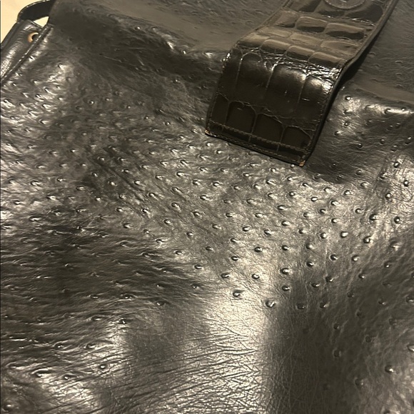 Fendi - Picture 8 of 9